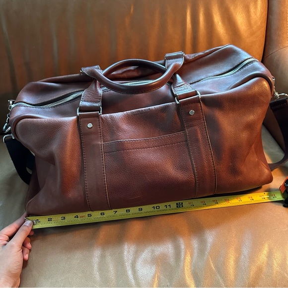Frank & Oak Rue St Viateur brown leather duffel weekender travel bag unisex - Picture 13 of 17
